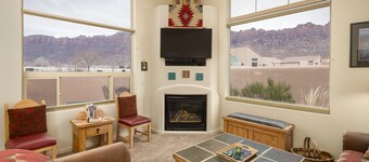 Great Location Near Parks | Pet-Friendly | Pool + Hot Tub Access