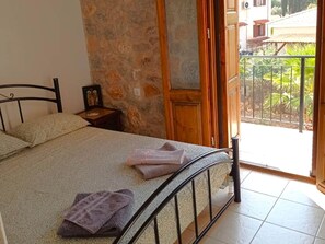 Apartment | 2 bedrooms, bed sheets