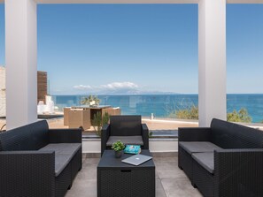 Villa | Basseng | Innendørsbasseng og utendørsbasseng