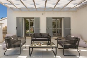 Villa, para fumadores | 3 habitaciones 