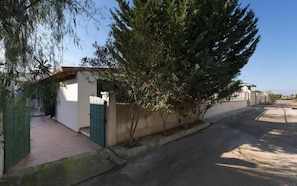 House | 1 bedroom