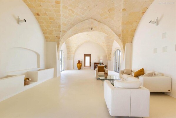 Apartment | 4 bedrooms - 2015 Masseria Bosco Colombo (Mesagne)