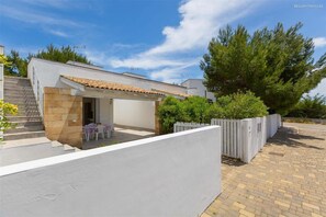 House, Smoking | 2 bedrooms
