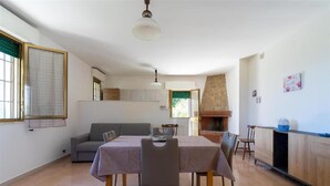 Immagine non classificata, 3 di 33, pulsante