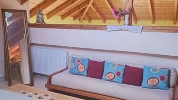 2 bedrooms, bed sheets