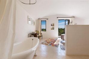 3 quartos