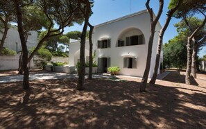 Villa | 6 bedrooms - 1675 Masseria Villa in Torre Specchia Ruggeri (Melendugno)