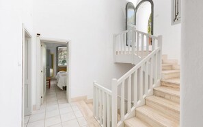 Villa | 6 bedrooms - 1675 Masseria Villa in Torre Specchia Ruggeri (Melendugno)