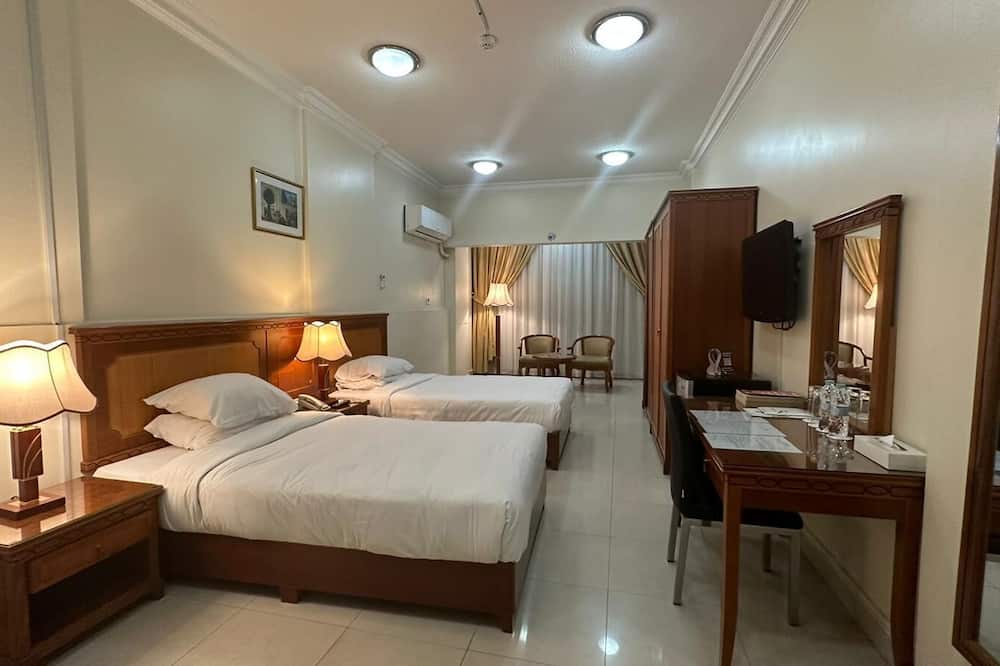 Al Muntazah Plaza Hotel