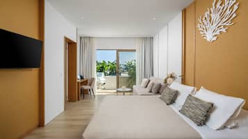 Suite, 1 Queen Bed, City View | Premium bedding, in-room safe, desk, laptop workspace