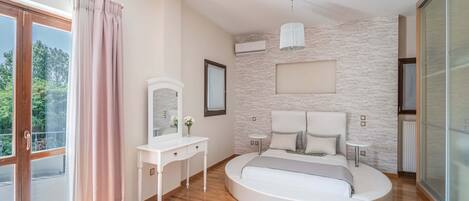 Villa | 5 bedrooms, individually furnished, bed sheets