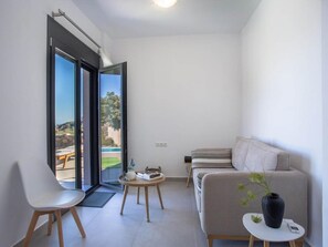 Villa | Living area - Mesmerising Villa in Plaka Elounda With Pool (Agios Nikolaos)