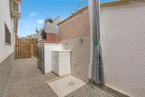 House, Smoking | 2 bedrooms