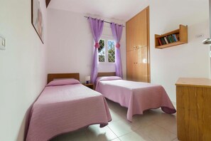 House, Smoking | 2 bedrooms