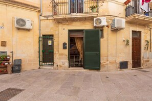 House | 1 bedroom - 2417 Dimora Santa Croce by Barbarhouse (Lecce)
