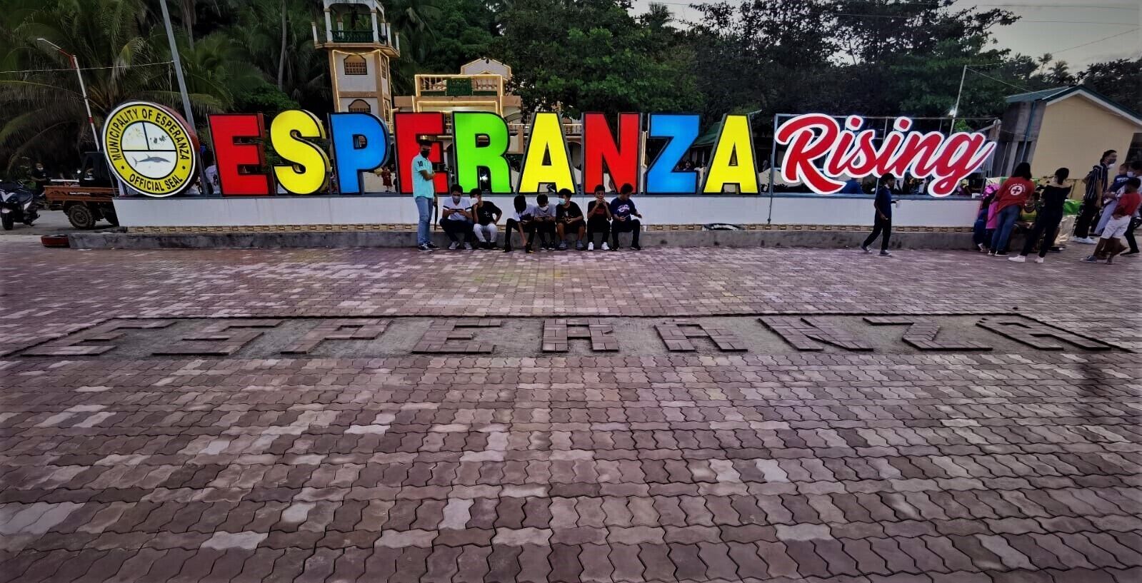 Perincian bahagian luar