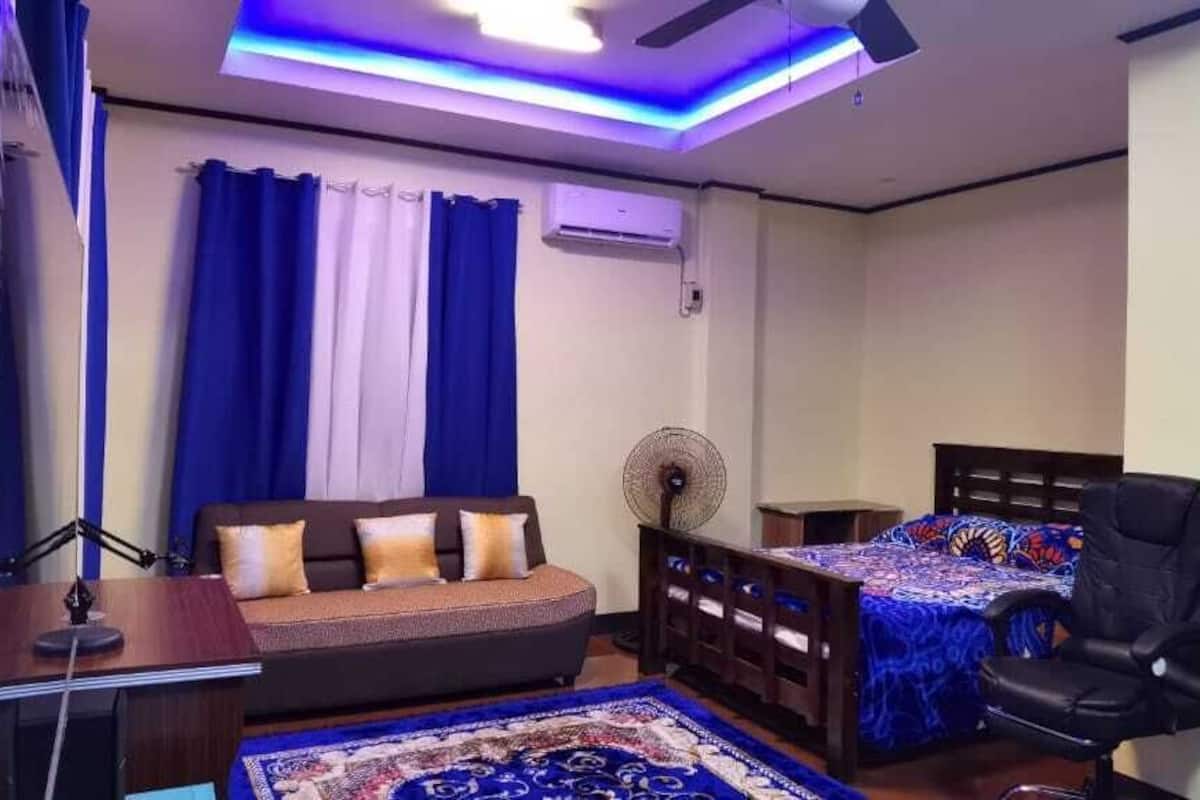 Studio Classique, 1 lit double, vue cour intérieure, en mezzanine | Wi-Fi gratuit