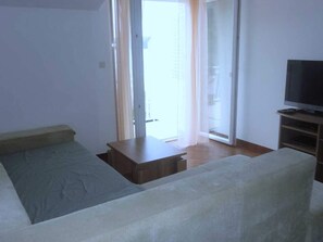 Apartment | 2 bedrooms - Apartments Marija Slano- Two-bedroom Apartment With Balcony and Sea View - 2 (Dubrovacko Primorje)