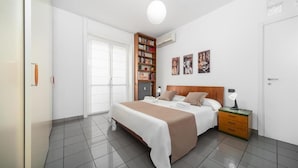 Unclassified image, 3 of 15, button - 2895 Casa da Suite - Bilo Zurea (Milan)