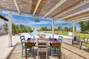 Casa, para fumadores | 4 habitaciones 