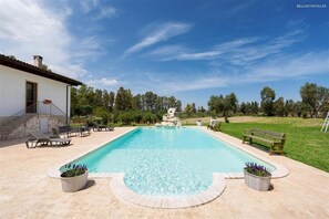 Villa | 4 bedrooms - 425 Casa in Campagna con Piscina a San Donaci (San Donaci)