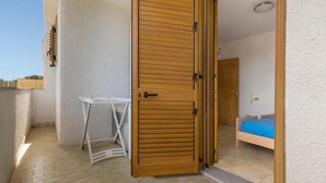 Ảnh chưa phân loại, 5 trong số 23 ảnh, nút
