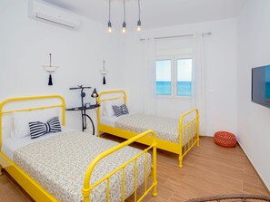 别墅 | 6 多间卧室、床单