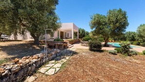 4 bedrooms - 266 Villa con Piscina e Vista Mare a Carovigno (Carovigno)