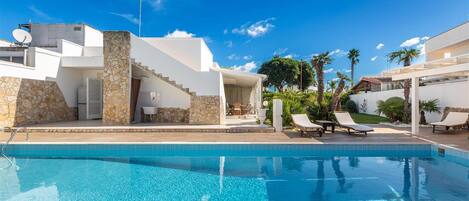 2 عدّة غرف نوم