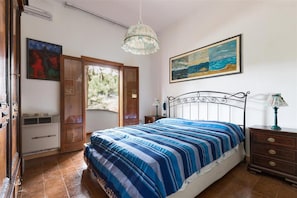 Casa, para fumadores | 4 habitaciones 