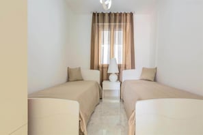 Casa, para fumantes | 3 quartos
