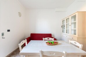 House, Smoking | 1 bedroom