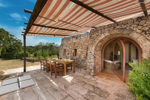 4 bedrooms