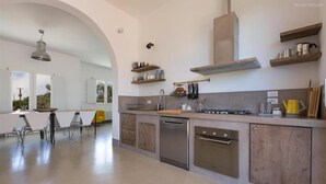 4 bedrooms