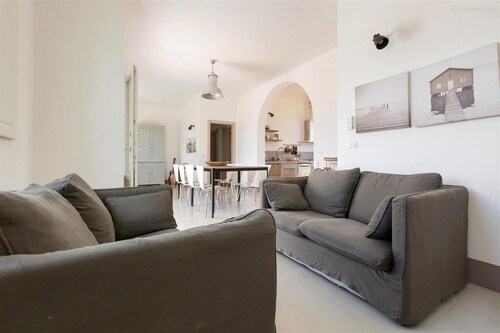 436 Villa Rosalor 4 Camere