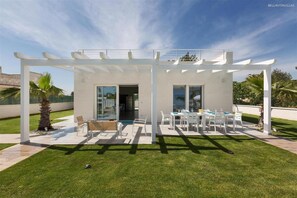 Villa | 3 bedrooms - 1109 Villa Evi in Torre Guaceto (Carovigno)