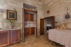 1 bedroom - 2384 Casal Fari in Castrignano de Greci (Castrignano de' Greci)