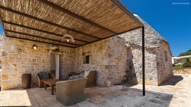 House, Smoking