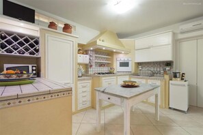 Villa | 6 Schlafzimmer