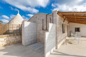 1 bedroom - 1791 B B Mariano - Camera Tripla (Ceglie Messapica)