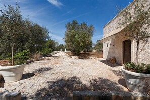 9 Schlafzimmer