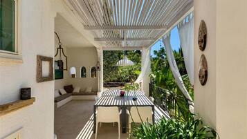 Casa, fumatori | 5 camere