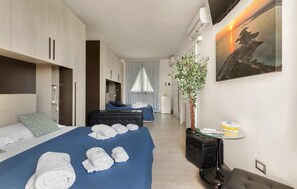 1 bedroom - 1282 B B Dreams and Delights - Double View Quadrupla (Porto Cesareo)