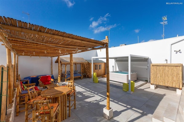 House, Smoking | 1 bedroom