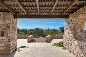 Villa | 5 bedrooms - 1679 Villa Mila in Torre Vado (Morciano di Leuca)