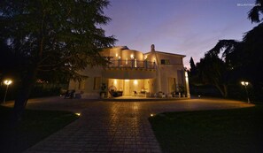 Villa | 5 Schlafzimmer