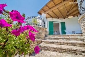 Room - 155 Villa Vista e Fronte Mare a Novaglie (Corsano)