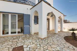 Villa, fumeur