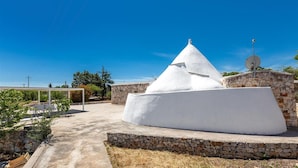 Unclassified image, 4 of 31, button - 2422 Il Trullo di Erna by Barbarhouse (Ostuni)
