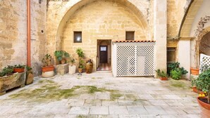 Uklassifisert bilde, 5 av 18, knapp
